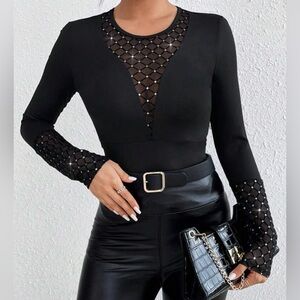 Mesh Insert Long Sleeve Top!